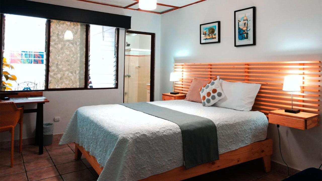 Trebol Amarillo Bed & Breakfast Escazú Εξωτερικό φωτογραφία
