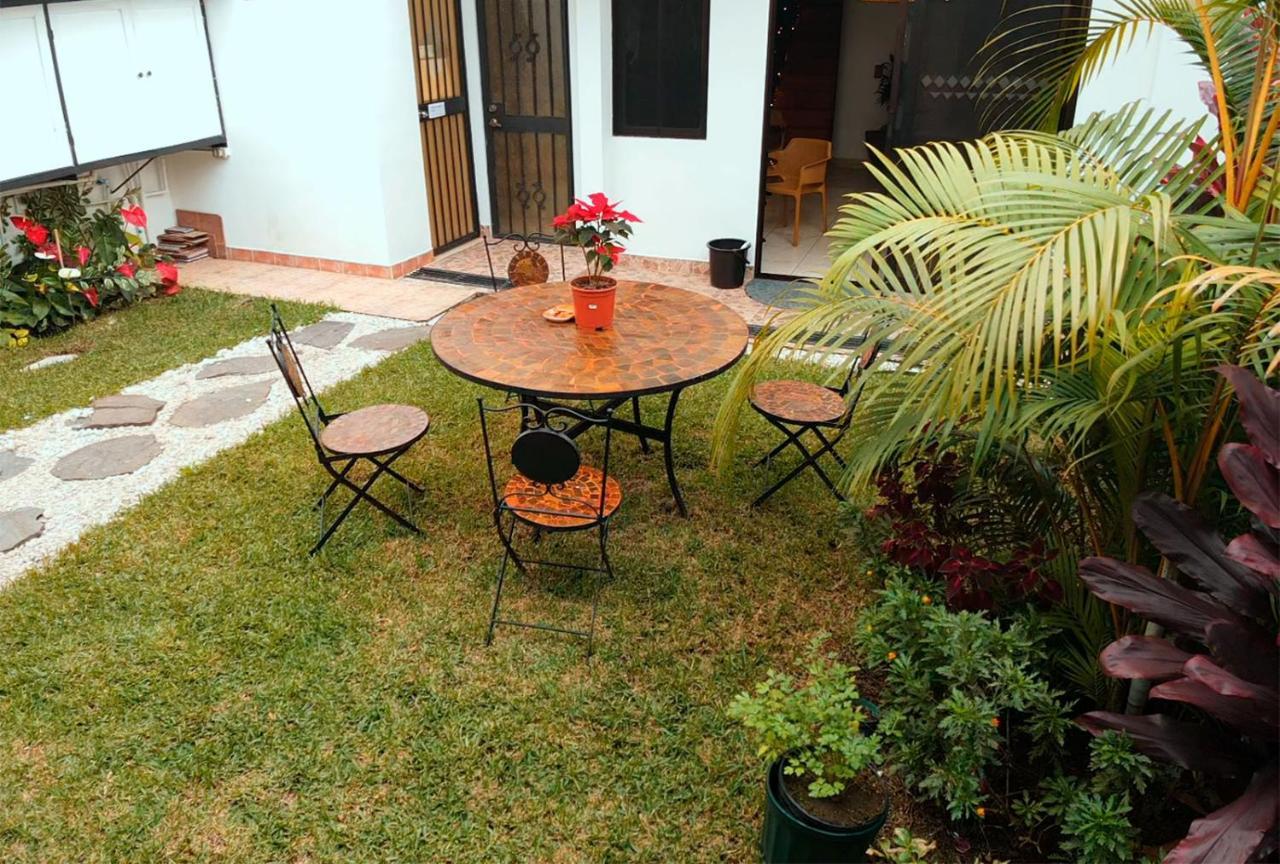 Trebol Amarillo Bed & Breakfast Escazú Εξωτερικό φωτογραφία