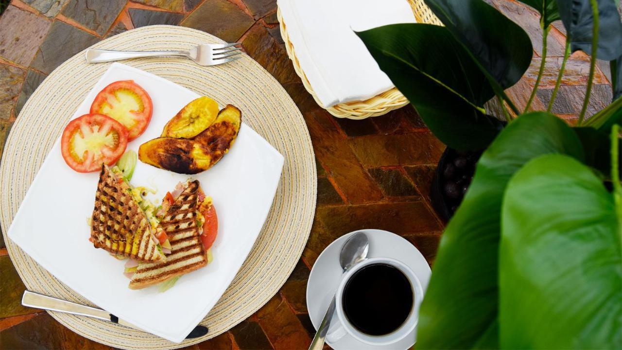Trebol Amarillo Bed & Breakfast Escazú Εξωτερικό φωτογραφία